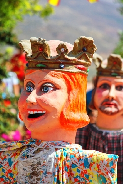 Atienza - Fiestas Patronales Santísimo Cristo - Gigantes y Cabezudos