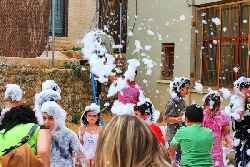Atienza - Fiestas Patronales Santísimo Cristo - Cañon de espuma