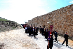 Atienza - Semana Santa - Vía Crucis junto a las murallas