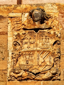 Atienza - Arquitectura Civil - Escudo de armas en una fachada