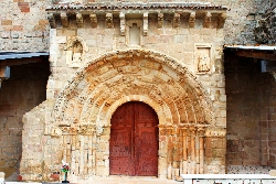 Atienza - Iglesia de Santa María del Rey - Puerta principal románica